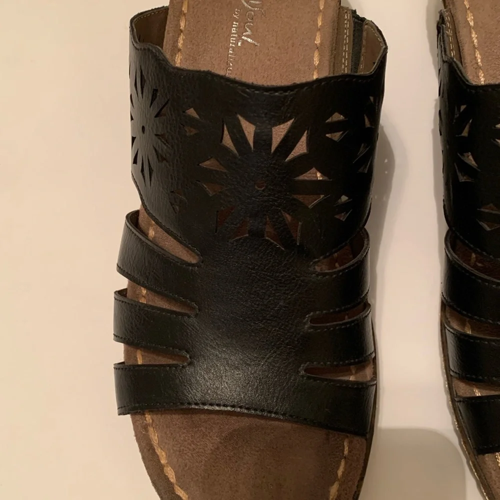 NATURAL SOUL BY NATURALIZER Black Wedge Open Toe Mules Sandals Size 10M